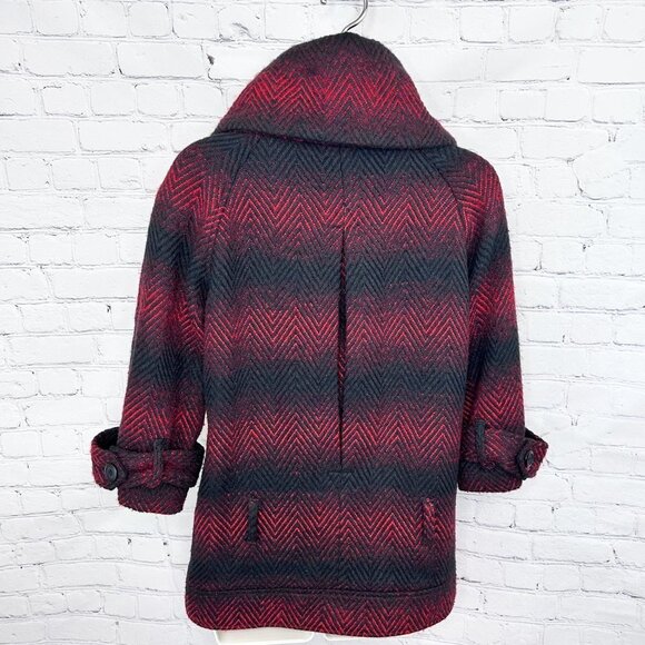 BB DAKOTA RED & BLACK PLAID COAT - SMALL - Picture 2 of 4